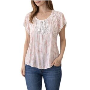 Good Hart Boho Top Crochet and Lace Trim Spring and Summer Top Size Small